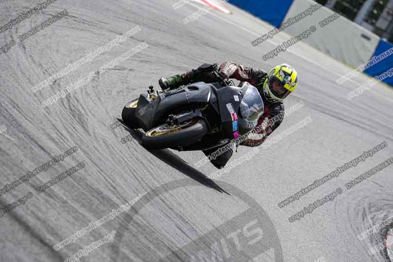 donington no limits trackday;donington park photographs;donington trackday photographs;no limits trackdays;peter wileman photography;trackday digital images;trackday photos